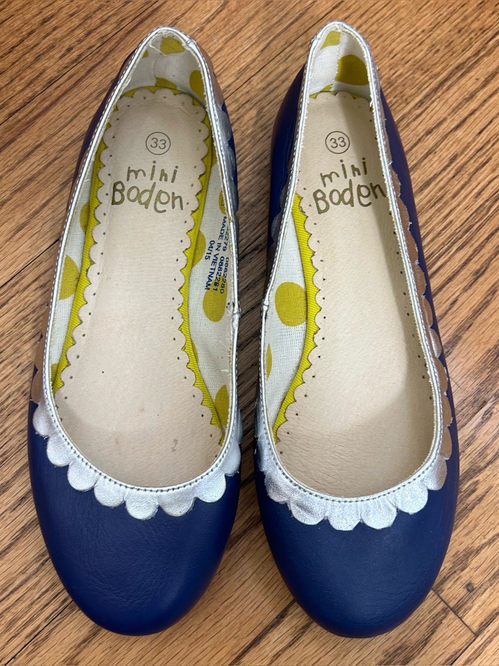 Mini Boden Scalloped Round Toe Leather Ballet Flats Navy Girls Size 33/2.5 US